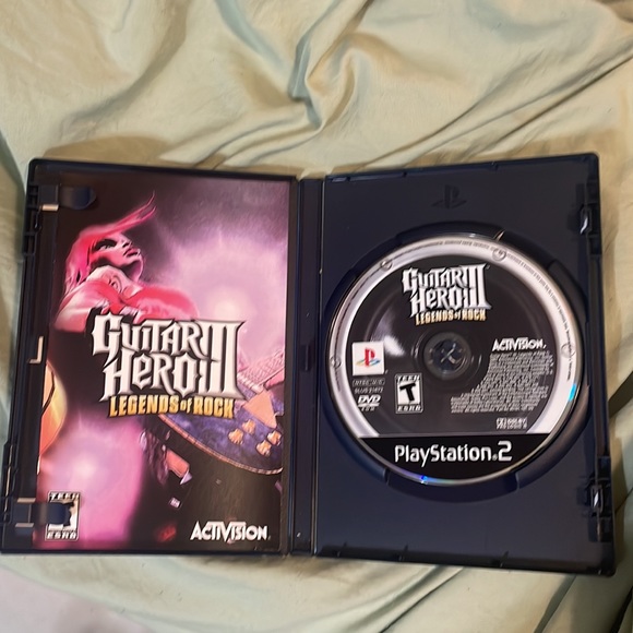 Guitar Hero III legends of rock for PS2 - Picture 3 of 4